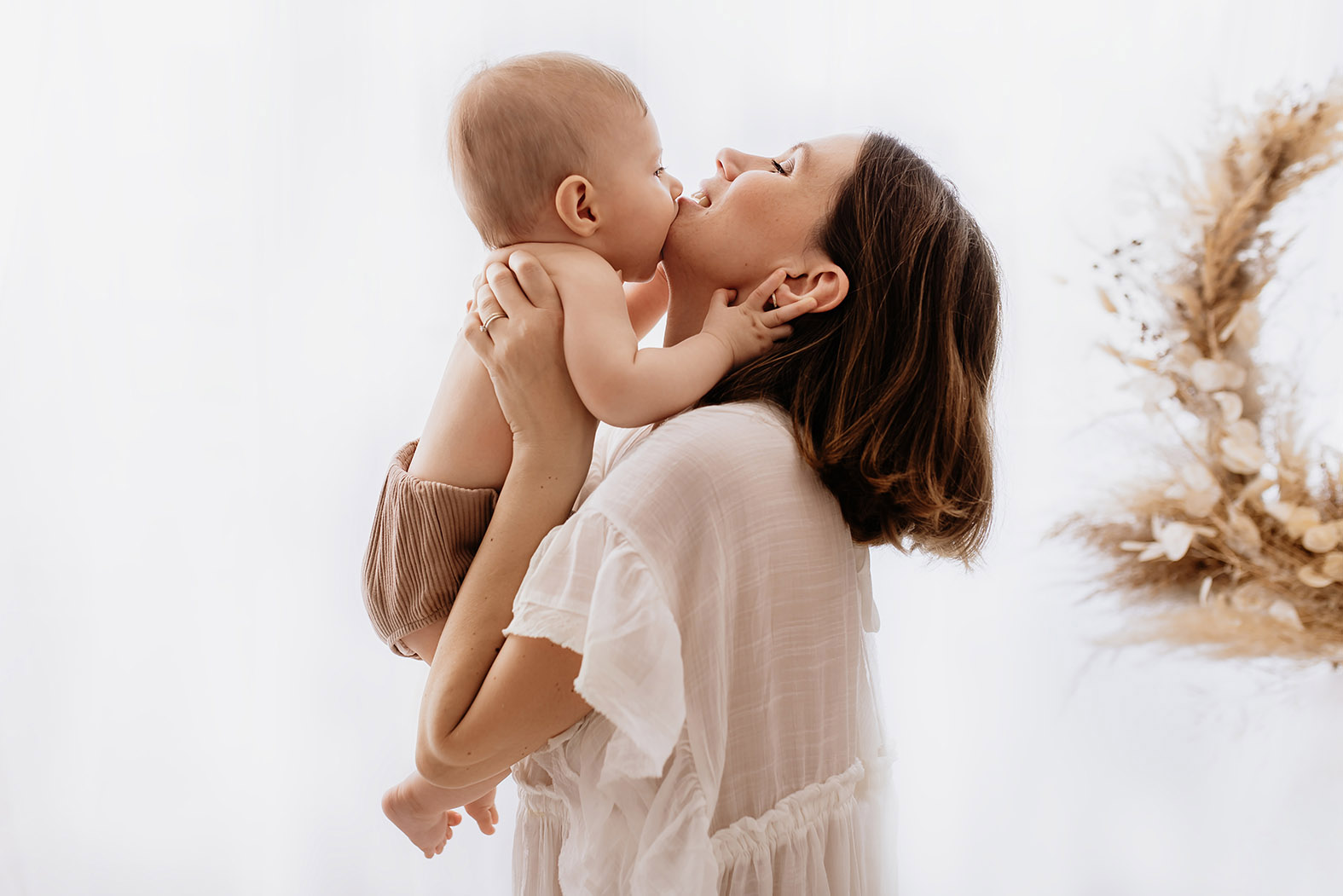 Ateliérové focení miminka plné něhy, Nový Bydžov